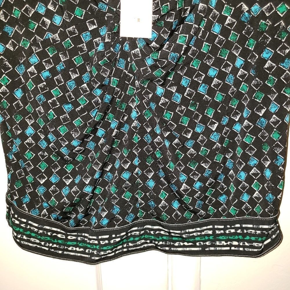 Studio M deep vneck patterned blouse - Picture 4 of 6